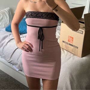 strapless dress